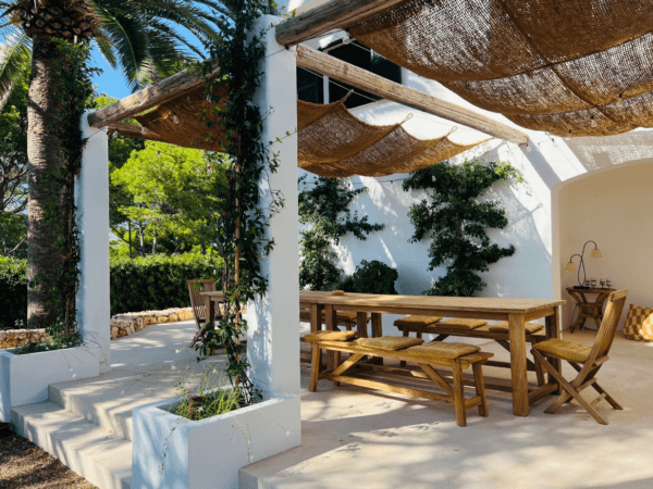 voile d’ombrage à suspendre en quadrillage modèle c