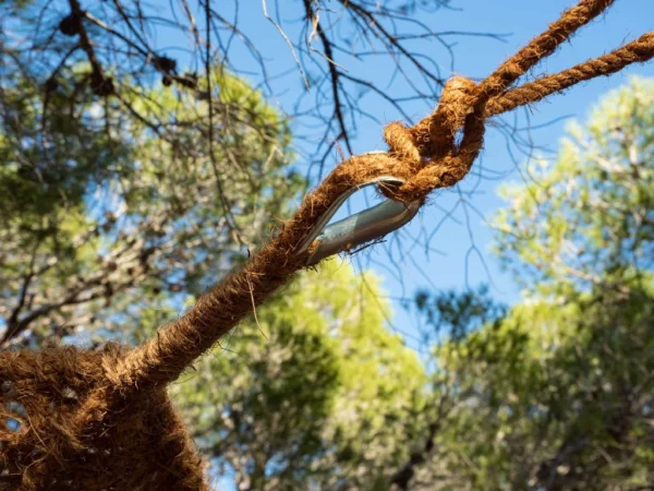 voile ombrage en fibres de coco à suspendre en diagonale - Modèle B